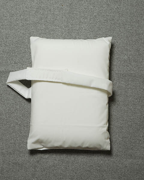 Specialty Pillows :: Knee Pillow - Pillows Xpress :: USA Made